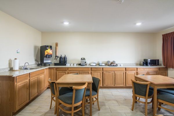 Scottish Inns and Suites Eau Claire